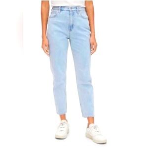 Gap Sky high rise light wash mom jeans